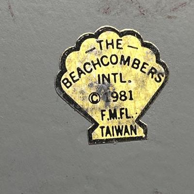 CUTE â€œFISH HOUSEâ€ BAIT SHOP COASTER SET