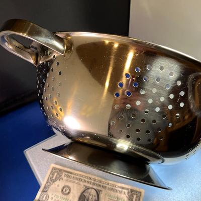 LARGE STAINLESS COLANDER STRAINER 