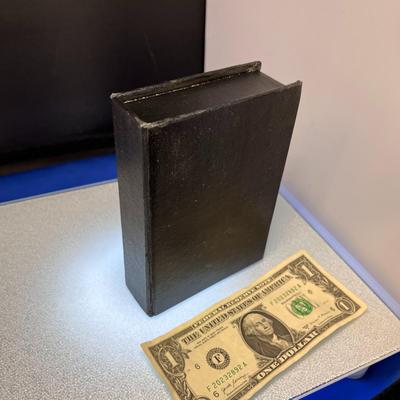 VINTAGE LEATHERETTE â€œBOOKâ€-LIKE STORAGE BOX