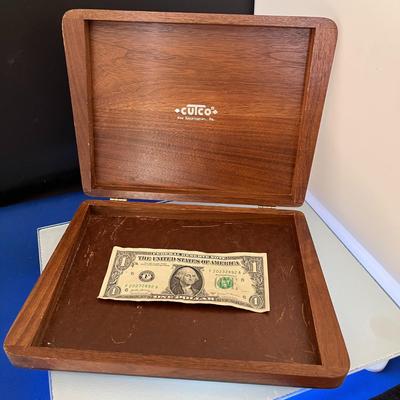 CUTCO WALNUT BOX FOR HOLDING CUTLERY