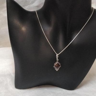 Beautiful Baltic Amber 16" 925 Necklace