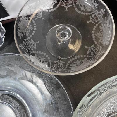 Large lot of  vintage collectible pattern glass
