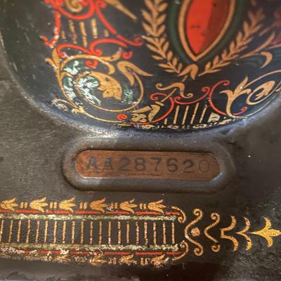 Antique Singer Foot Pedal Sewing Machine