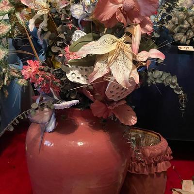 Floral Arrangement Lot