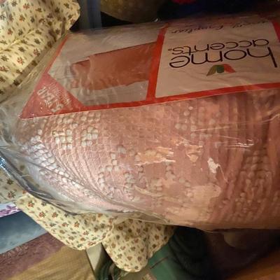 Closet Contents Lot