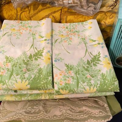Vintage Linen Lot