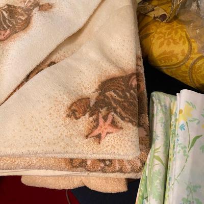 Vintage Linen Lot