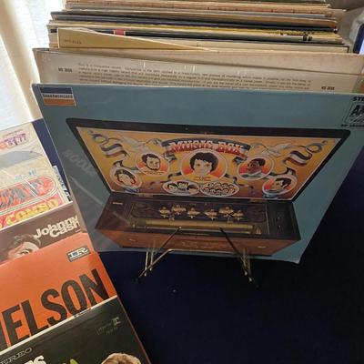 Vintage Vinyl Album, Radio Lot