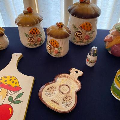Vintage Mushroom DÃ©cor Lot