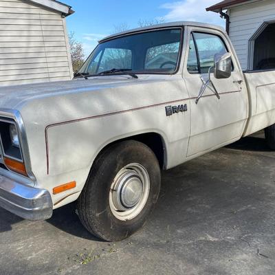 1984 Dodge Ram Prospector 250