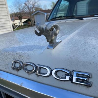 1984 Dodge Ram Prospector 250