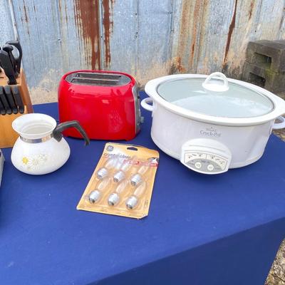 A small appliance lot