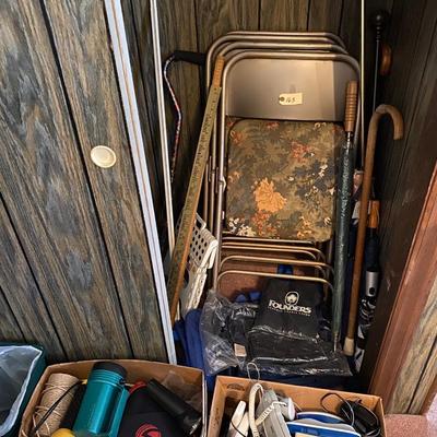 Closet Contents Lot