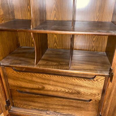American Drew 2 door, 1 drawer Chest