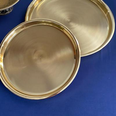 Brass Serving Lot