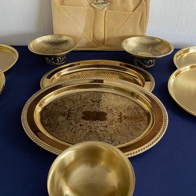 Brass Serving Lot