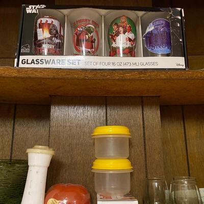 Kitchen Cabinet Contents Lot