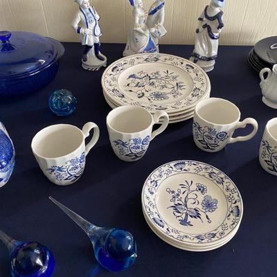 Blue & White Household Lot