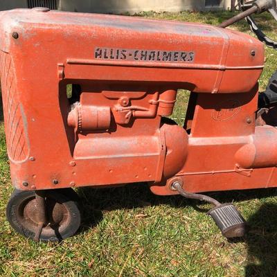 LOT 14M: Vintage Allis-Chalmers Pedal Tractor