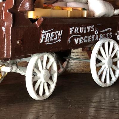 LOT27M: Vintage Produce & Ice Cart Models