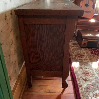 LOT 41R: Vintage Dresser w/Wooden Wheels