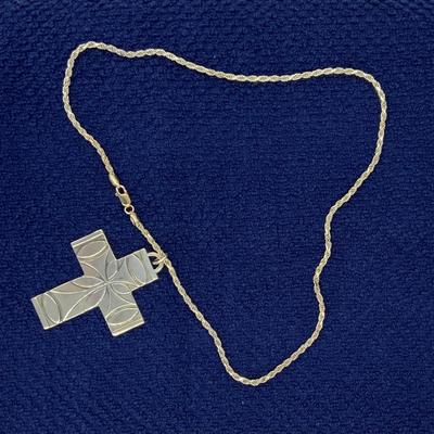 Sterling silver cross pendant