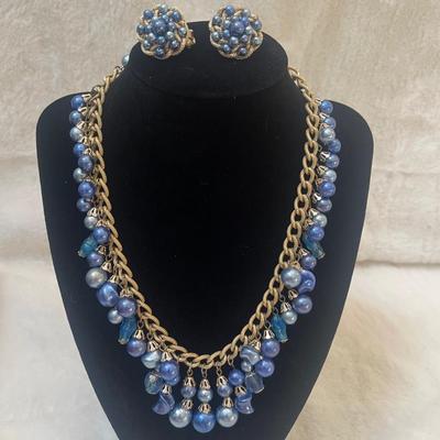 Vtg blue Pearl and crystal necklace 18â€  and matching earrings .  (Vtg costume jewelry)
