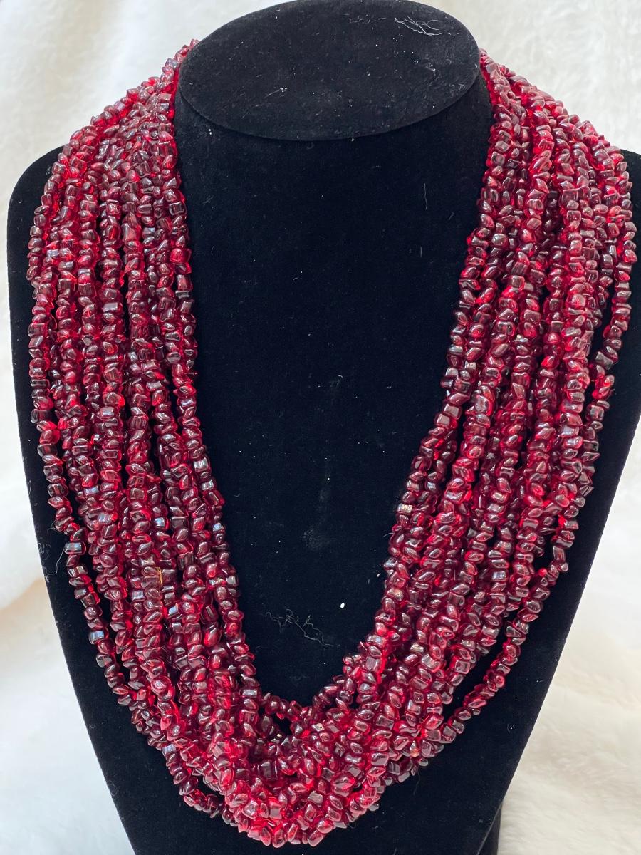 Vtg red glass seed beads multi strand necklace 20” with stunning clasp
