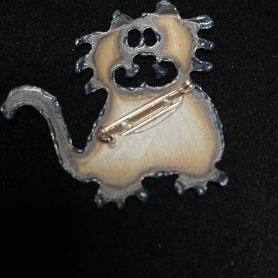 Spooky Pins!!