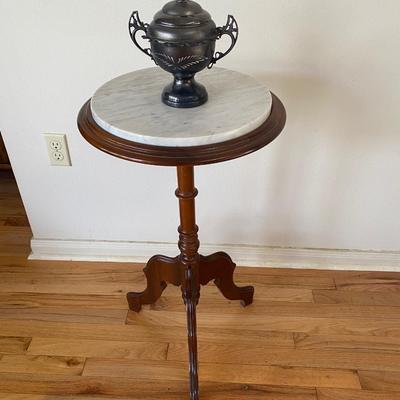 Antique marble top Eastlake mahogany candlestick table