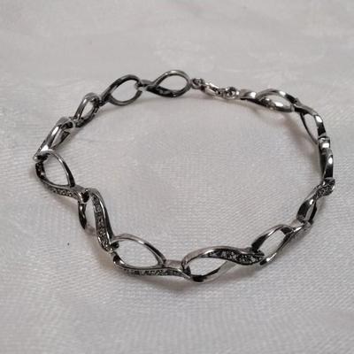 Gorgeous Vintage Diamond Eternity 925 7" Bracelet