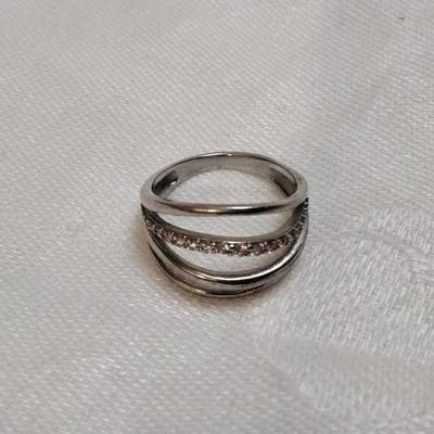 Unique Diamond 925 Ring Size 7