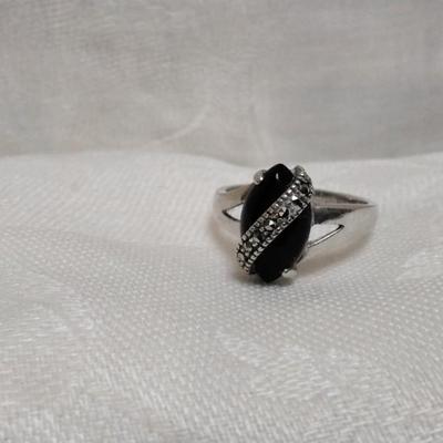 Stunning Black Onyx With Marcasite Sash 925 Ring Size 8