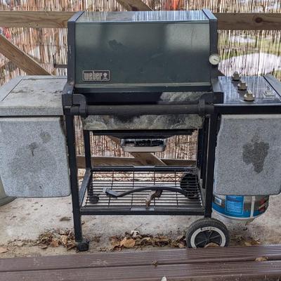 Green Weber Gas Grill, Nice Shape