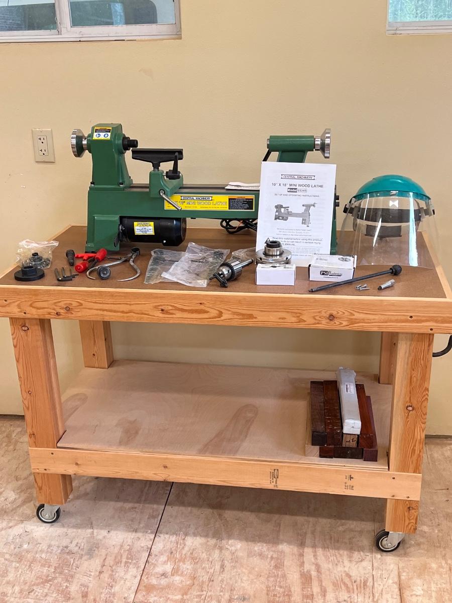 CENTRAL MACHINERY Mini Wood Lathe