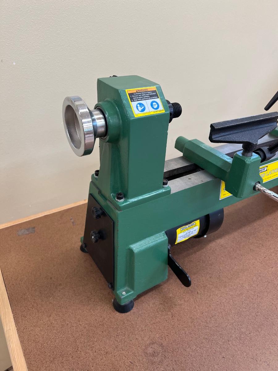 CENTRAL MACHINERY Mini Wood Lathe