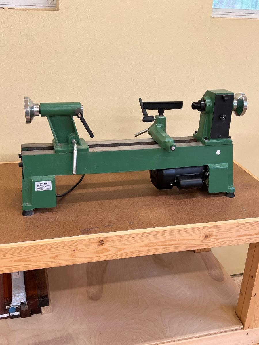 CENTRAL MACHINERY Mini Wood Lathe