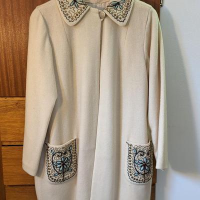 Incredible Alvin's (Lexington, Ma) Embroidered Wool Coat (M)