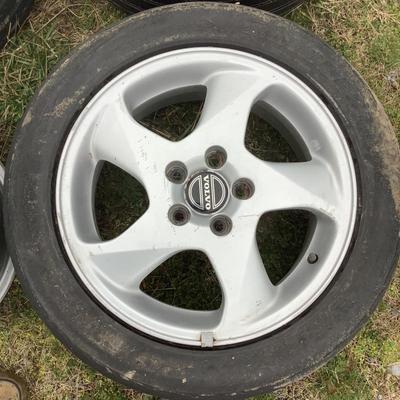 137 Set of 6 Volvo 'Perfo' 17.25" Wheel Rims