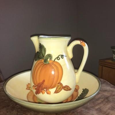 pumpkin bowl and pitcher