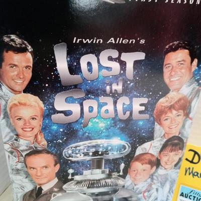 LOST IN SPACE Complete FIRST SEASON DVD SET TV Collectible Show