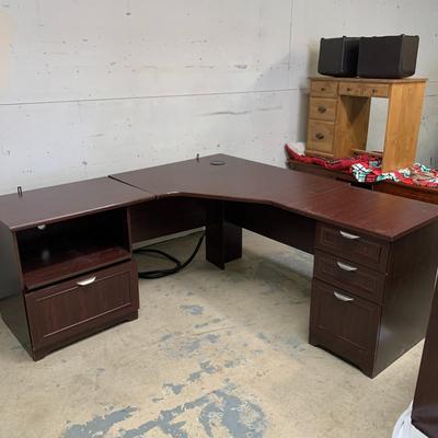 #7 Corner Desk With Top Piece