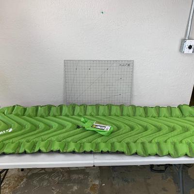 #42 Klymit Static V2 Full Size Lightweight Sleeping Pad (2 of 2)