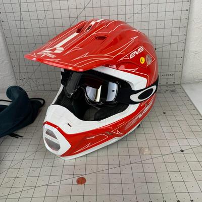 #45 EVS T5 Pinner Helmet Size Large and Goggles