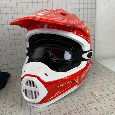 #45 EVS T5 Pinner Helmet Size Large and Goggles