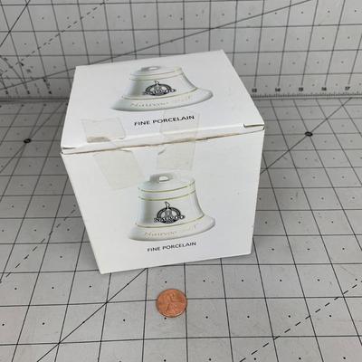 #67 Fine Porcelain Nauvoo Bell