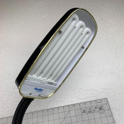#84 Blue Max Lighting Desktop Lamp