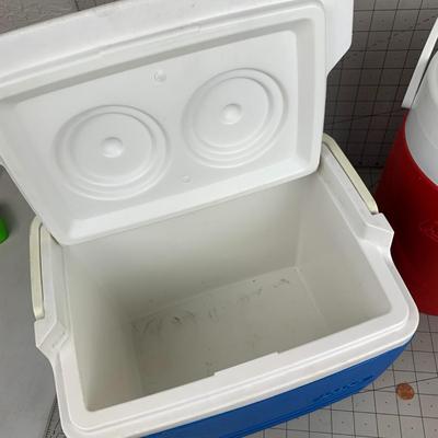 #88 Igloo Cooler and Coleman Water Jug