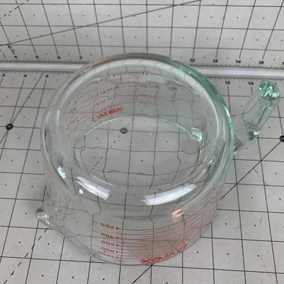 #110 Pyrex Glass Measuring Cup- 32oz