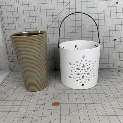 #144 Plant Vase and Star Jar